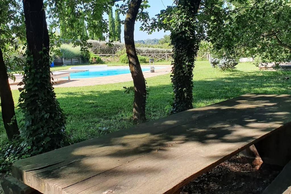 Suite Indipendente In Villa Formello Luaran gambar